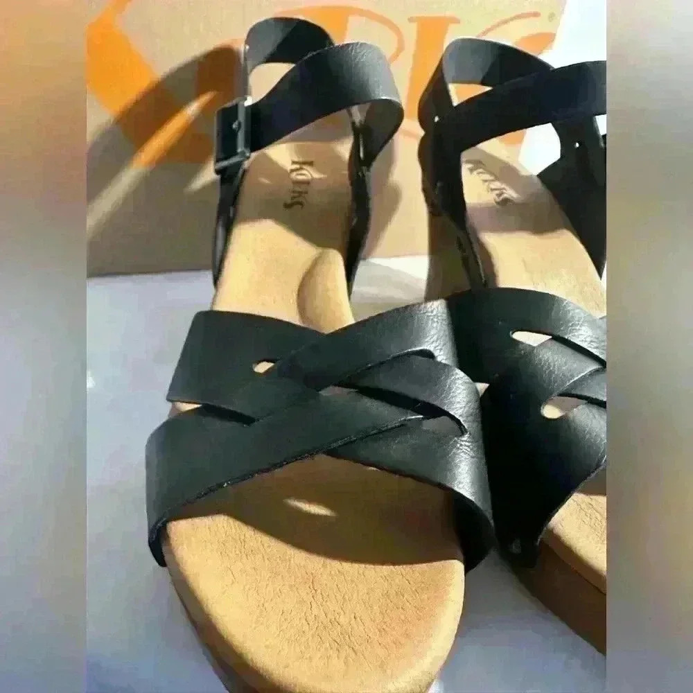 Black Leather Sandals by Korks Size 11 - Picture 6 of 10